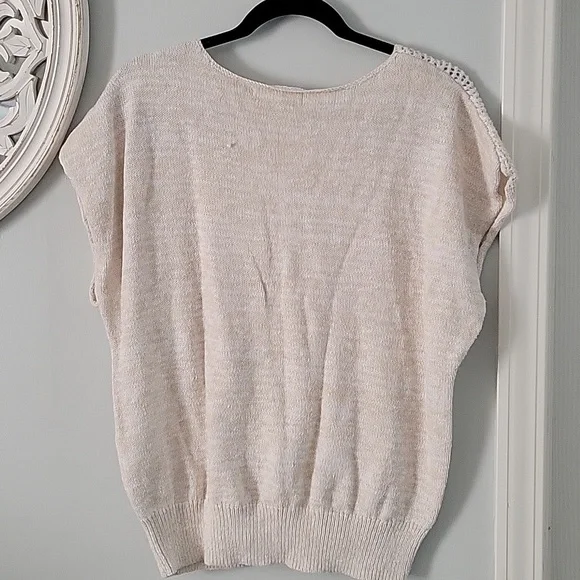 Roxy Cream Knit Sweater Short Sleeve - Picture 5 of 6